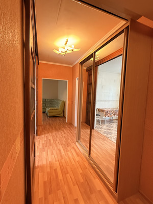 Продам трехкомнатную (3-комн.) квартиру, Великой Победы б-р, 11, Волгодонск г
