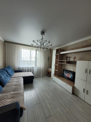 Продам двухкомнатную (2-комн.) квартиру, имени Гагарина Юрия Алексеевича ул, 4, Баксан г