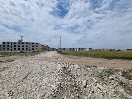 Продам участок 80 соток, ИЖС, 1-й Промпроезд ул, Чегем г, 0 км от города