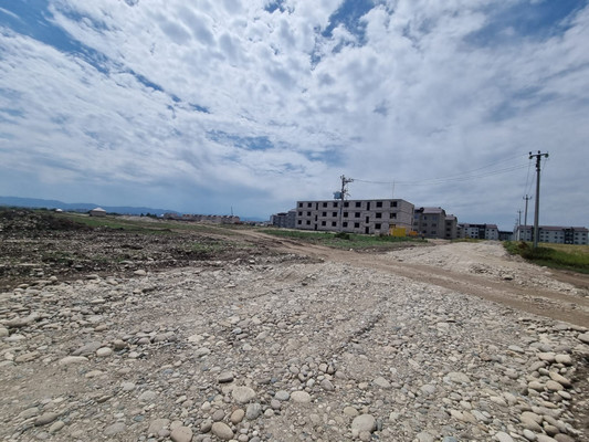 Продам участок 80 соток, ИЖС, 1-й Промпроезд ул, Чегем г, 0 км от города