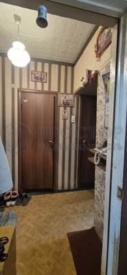 Продам однокомнатную (1-комн.) квартиру, Мячковский б-р, 20к2, Москва г
