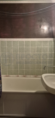 Продам однокомнатную (1-комн.) квартиру, Мячковский б-р, 20к2, Москва г