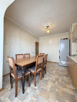 Продам трехкомнатную (3-комн.) квартиру, Московская ул, 4, Нальчик г