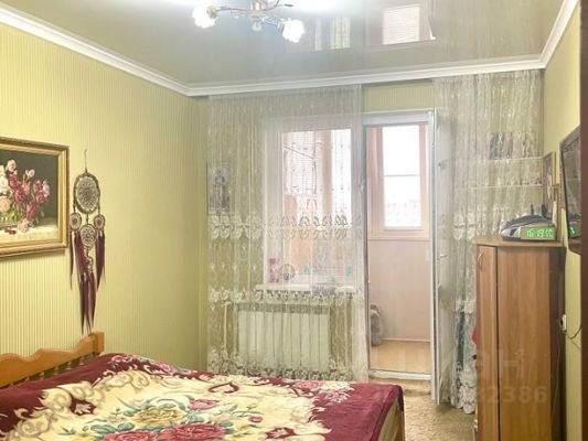 Продам трехкомнатную (3-комн.) квартиру, Майкопская ул, 2В, Родниковый п