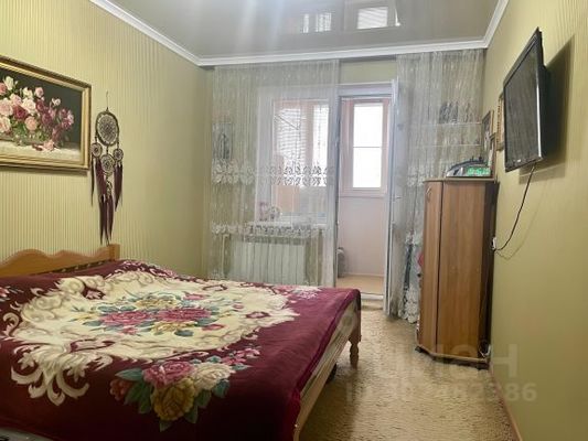 Продам трехкомнатную (3-комн.) квартиру, Майкопская ул, 2В, Родниковый п