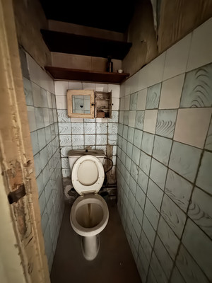 Продам трехкомнатную (3-комн.) квартиру, Гамидова пр-кт, 30кВ, Махачкала г