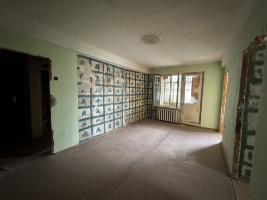 Продам трехкомнатную (3-комн.) квартиру, Гамидова пр-кт, 30кВ, Махачкала г