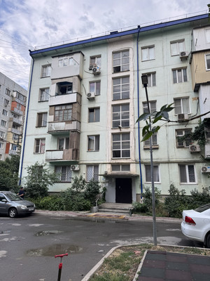Продам трехкомнатную (3-комн.) квартиру, Гамидова пр-кт, 30кВ, Махачкала г