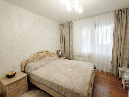 Продам трехкомнатную (3-комн.) квартиру, Мичурина ул, 27к3, Королев г
