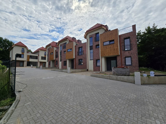 Продам таунхаус, Спортивный пер, 19к1, Янтарный пгт, 0 км от города