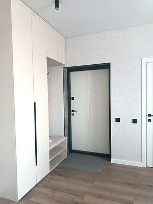 Продам двухкомнатную (2-комн.) квартиру, Строителей пр-кт, 18, Барнаул г