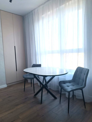 Продам двухкомнатную (2-комн.) квартиру, Строителей пр-кт, 18, Барнаул г