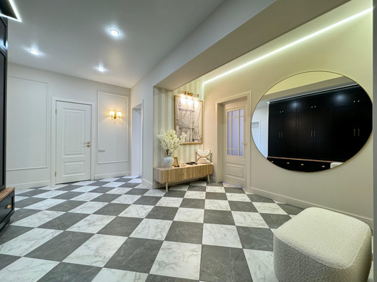 Продам трехкомнатную (3-комн.) квартиру, Шарданова ул, 48к3, Нальчик г
