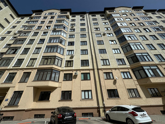 Продам трехкомнатную (3-комн.) квартиру, Шарданова ул, 48к3, Нальчик г