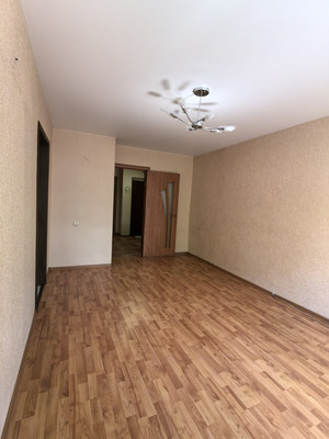 Продам трехкомнатную (3-комн.) квартиру, Московская ул, 32, Деденево рп