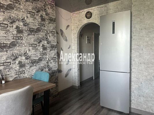 Продам однокомнатную (1-комн.) квартиру, Воронцовский б-р, 19к1, Мурино п