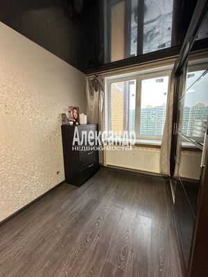 Продам однокомнатную (1-комн.) квартиру, Воронцовский б-р, 19к1, Мурино п