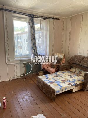 Продам однокомнатную (1-комн.) квартиру, Юбилейная ул, 1, Кузнечное гп