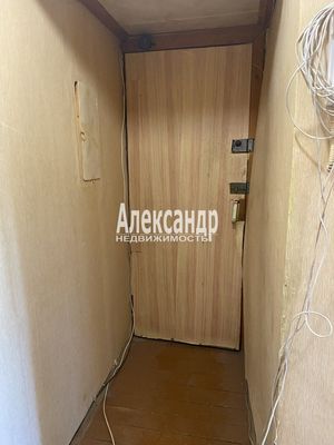 Продам однокомнатную (1-комн.) квартиру, Юбилейная ул, 1, Кузнечное гп