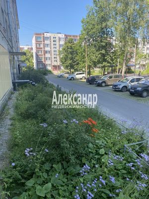 Продам однокомнатную (1-комн.) квартиру, Юбилейная ул, 1, Кузнечное гп