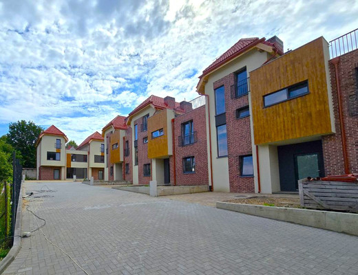 Продам таунхаус, Спортивный пер, 19к1, Янтарный пгт, 0 км от города