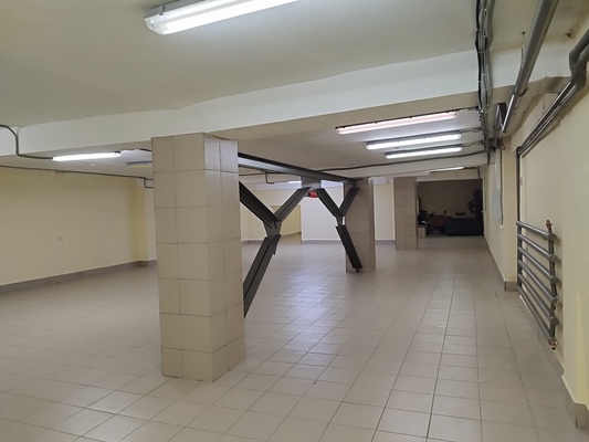 Сдам коммерческое помещение 183,6 м2, Пехотинцев ул, 9, Екатеринбург г