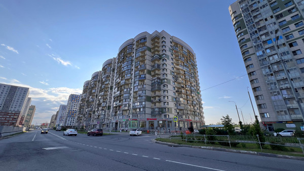 Продам трехкомнатную (3-комн.) квартиру, Астрахова пр-кт, 9, Мытищи г