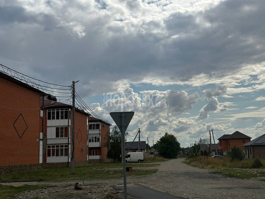 Продам участок 7,6 соток, ИЖС, Юности ул, 13, Курганинск г, 0 км от города