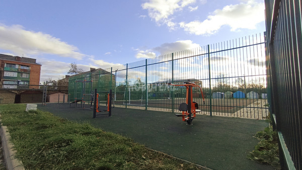 Продам многокомнатную квартиру, Пролетарская ул, 196, Апшеронск г