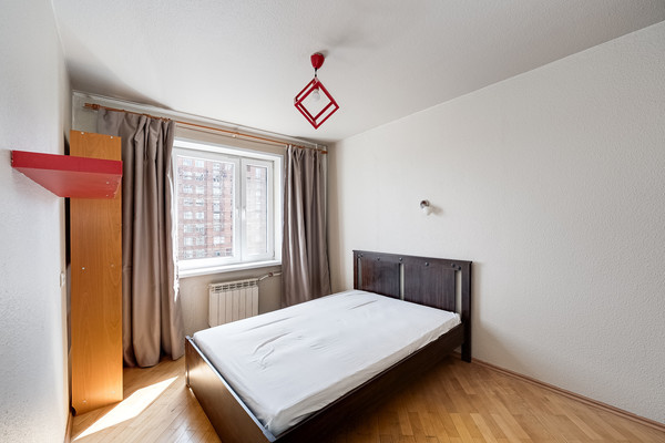 Продам двухкомнатную (2-комн.) квартиру, Советский пр-кт, 108, Немчиновка с
