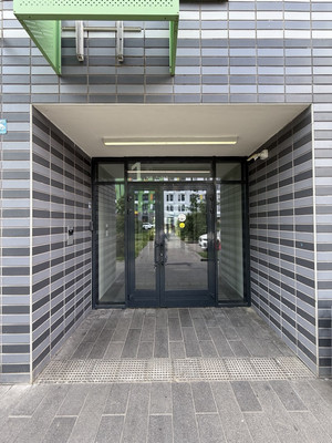 Продам двухкомнатную (2-комн.) квартиру, Александры Монаховой ул, 90к5, Коммунарка п