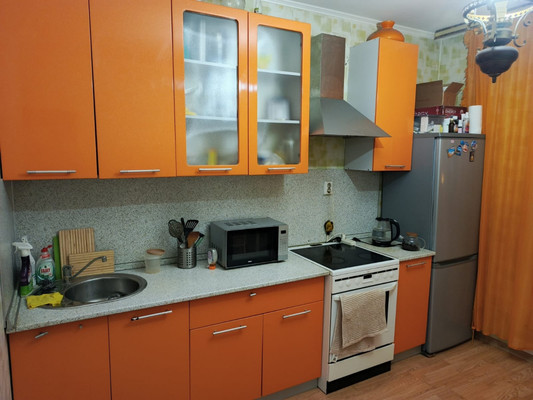 Продам двухкомнатную (2-комн.) квартиру, Новое ш, 10к2, Дрожжино рп