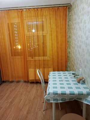 Продам двухкомнатную (2-комн.) квартиру, Новое ш, 10к2, Дрожжино рп