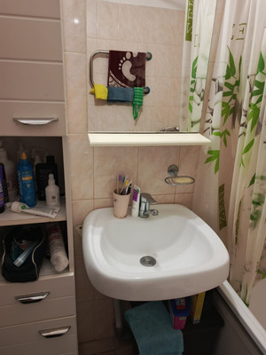 Продам двухкомнатную (2-комн.) квартиру, Новое ш, 10к2, Дрожжино рп