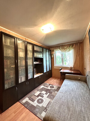 Продам трехкомнатную (3-комн.) квартиру, Свободы ул, 38А, Киров г
