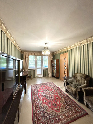 Продам трехкомнатную (3-комн.) квартиру, Свободы ул, 38А, Киров г