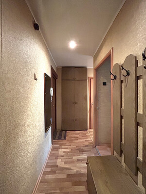 Продам трехкомнатную (3-комн.) квартиру, Свободы ул, 38А, Киров г