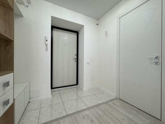 Продам однокомнатную (1-комн.) квартиру, Ленина ул, 145к1, Киров г