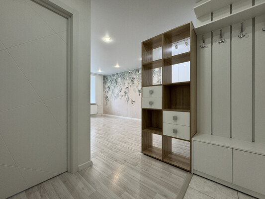 Продам однокомнатную (1-комн.) квартиру, Ленина ул, 145к1, Киров г