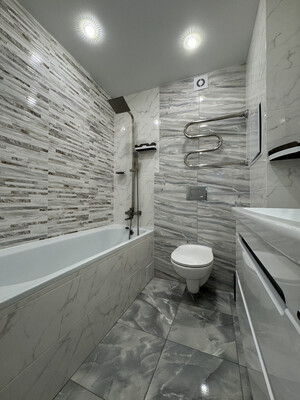 Продам однокомнатную (1-комн.) квартиру, Ленина ул, 145к1, Киров г