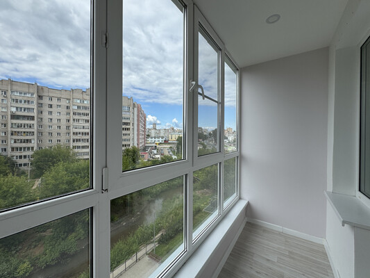 Продам однокомнатную (1-комн.) квартиру, Ленина ул, 145к1, Киров г