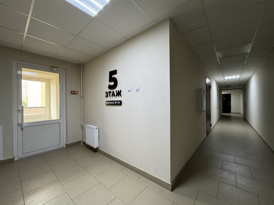 Продам однокомнатную (1-комн.) квартиру, Ленина ул, 145к1, Киров г