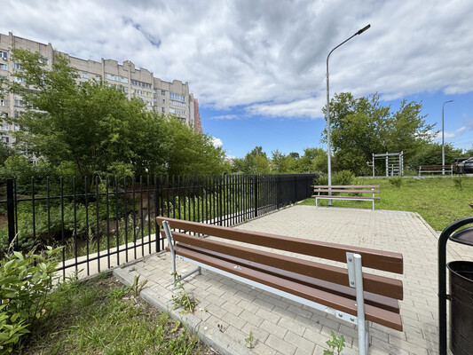 Продам однокомнатную (1-комн.) квартиру, Ленина ул, 145к1, Киров г