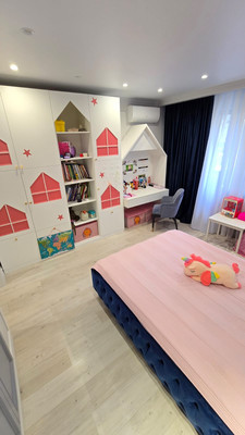 Продам многокомнатную квартиру, Дальняя ул, 8к1, Краснодар г