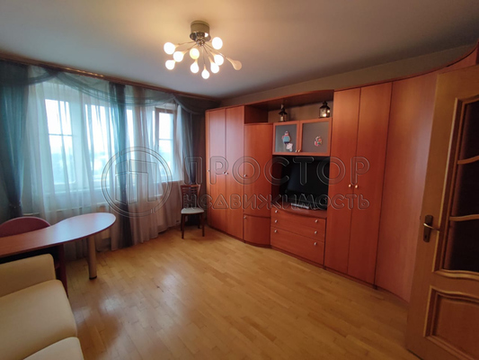 Продам трехкомнатную (3-комн.) квартиру, Ярославское ш, 2к2, Москва г