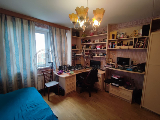 Продам трехкомнатную (3-комн.) квартиру, Ярославское ш, 2к2, Москва г