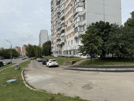 Продам однокомнатную (1-комн.) квартиру, Демьяна Бедного ул, 2к5, Москва г