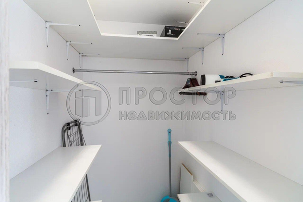 Продам однокомнатную (1-комн.) квартиру, Шелепихинская наб, 42к1, Москва г