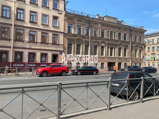 Сдам торговое помещение 74 м2, Радищева ул, 40, Санкт-Петербург г