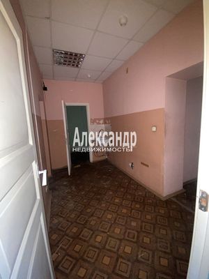 Сдам торговое помещение 74 м2, Радищева ул, 40, Санкт-Петербург г